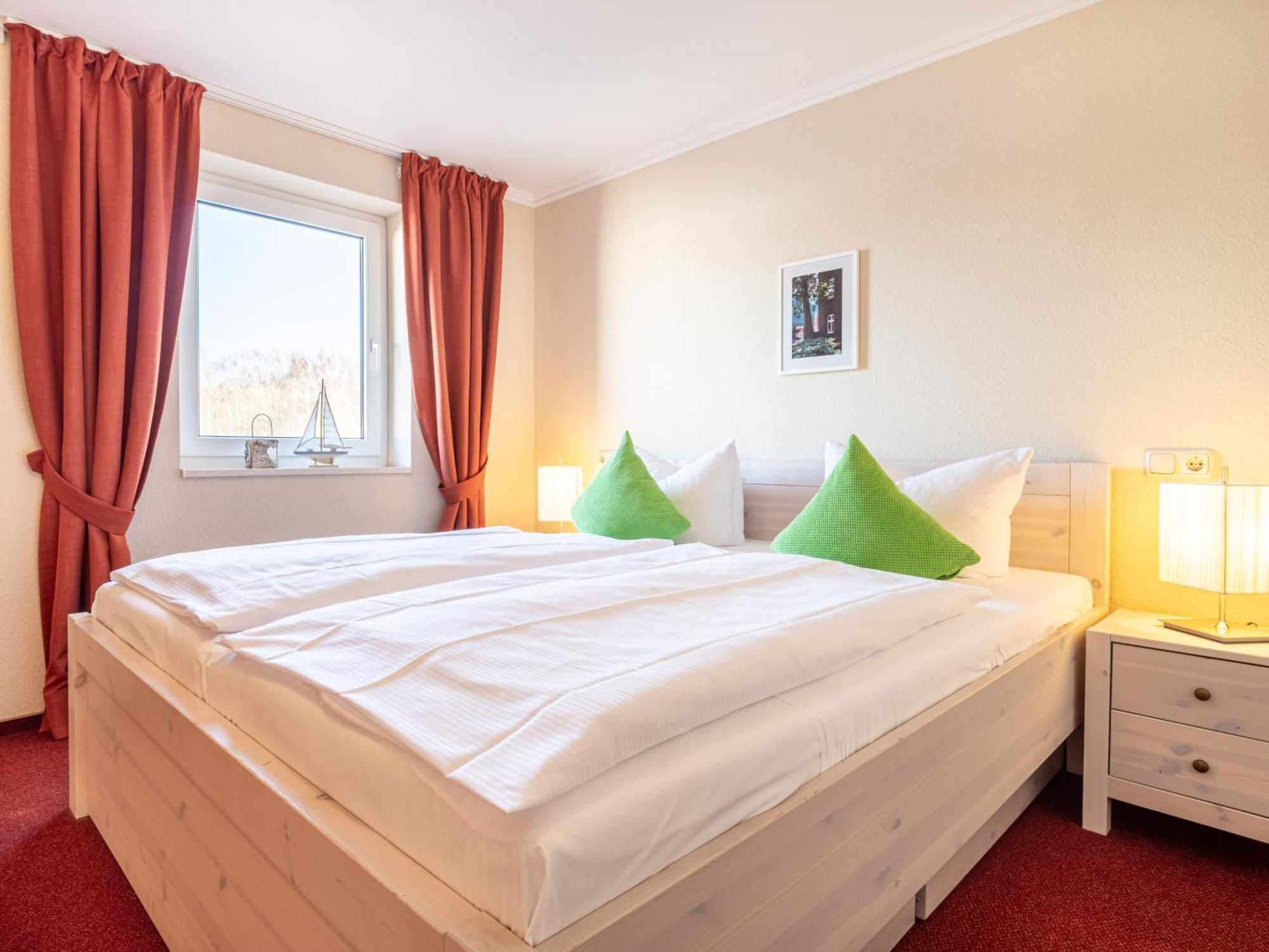 Hotel Stone Цингст Экстерьер фото